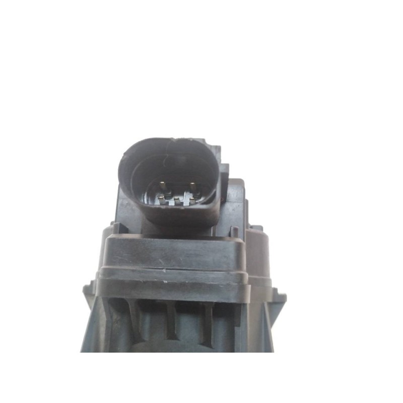 Recambio de valvula egr para opel astra j lim. sport referencia OEM IAM 55566052 K5T70977 - Rojo 2