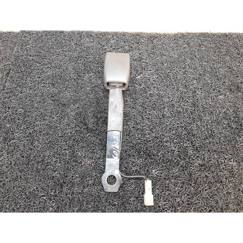 Recambio de enganche cinturon delantero izquierdo para kia frontier referencia OEM IAM - Blanco 2