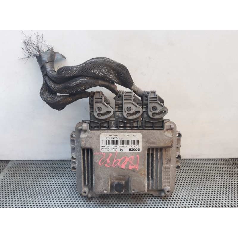 Recambio de centralita motor uce para nissan interstar mod. 04 (x70) caja cerrada, l 1 h 2, techo referencia OEM IAM 0281011432 - Blanco