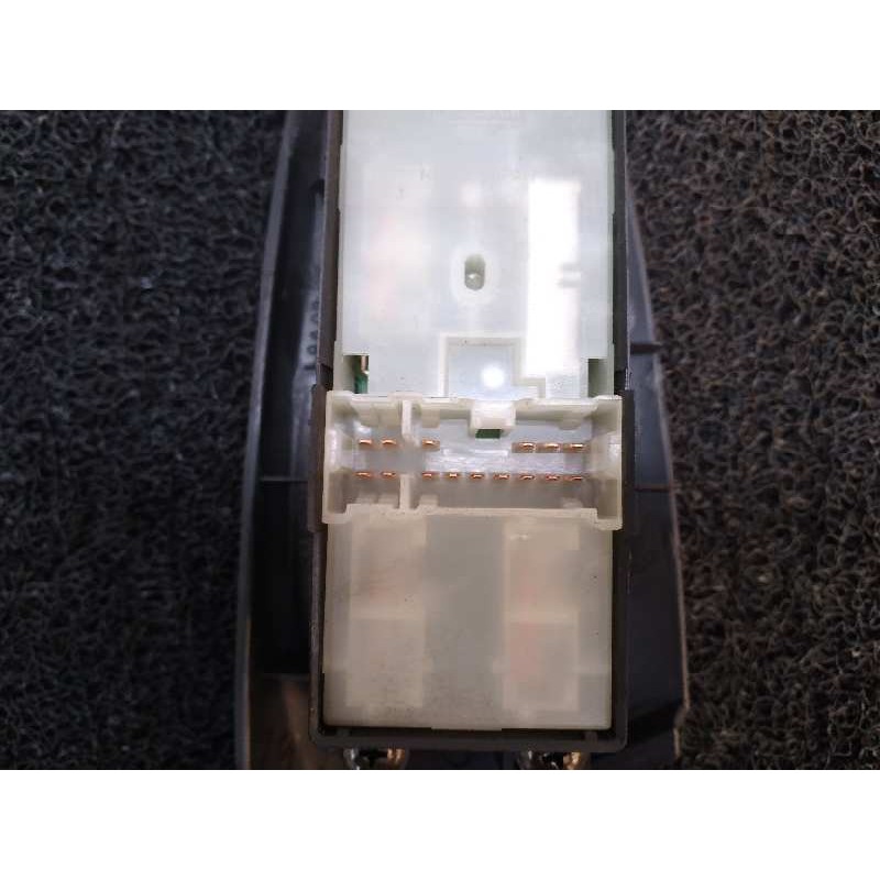 Recambio de mando elevalunas delantero izquierdo para nissan almera (n16/e) line up referencia OEM IAM - Negro 3