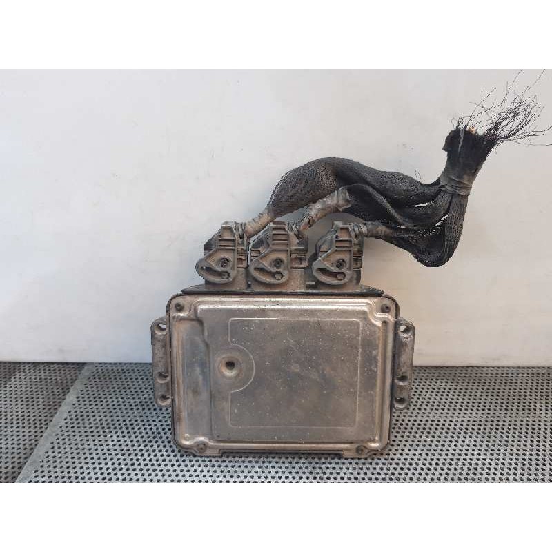 Recambio de centralita motor uce para nissan interstar mod. 04 (x70) caja cerrada, l 1 h 2, techo referencia OEM IAM 0281011432 - Blanco 3