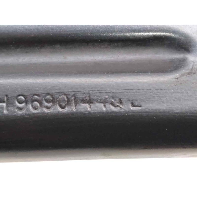 Recambio de panel frontal para chevrolet aveo berlina hatchback ltz referencia OEM IAM 9690144QL - Negro 2