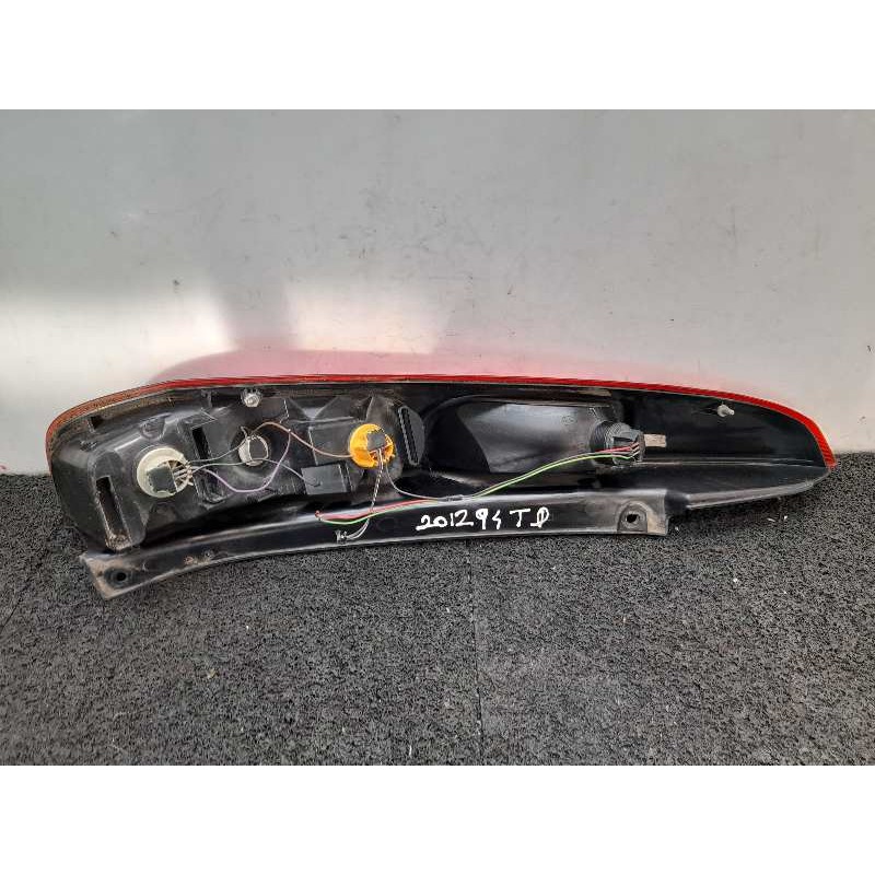 Recambio de piloto trasero derecho para ford fiesta (cbk) newport referencia OEM IAM - Negro 2