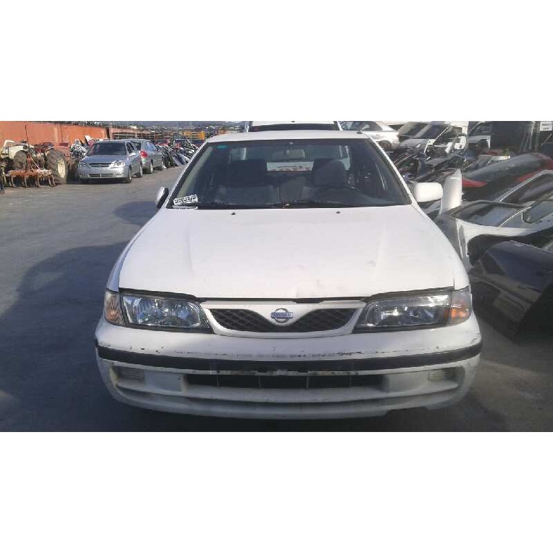 nissan almera (n15) del año 1999