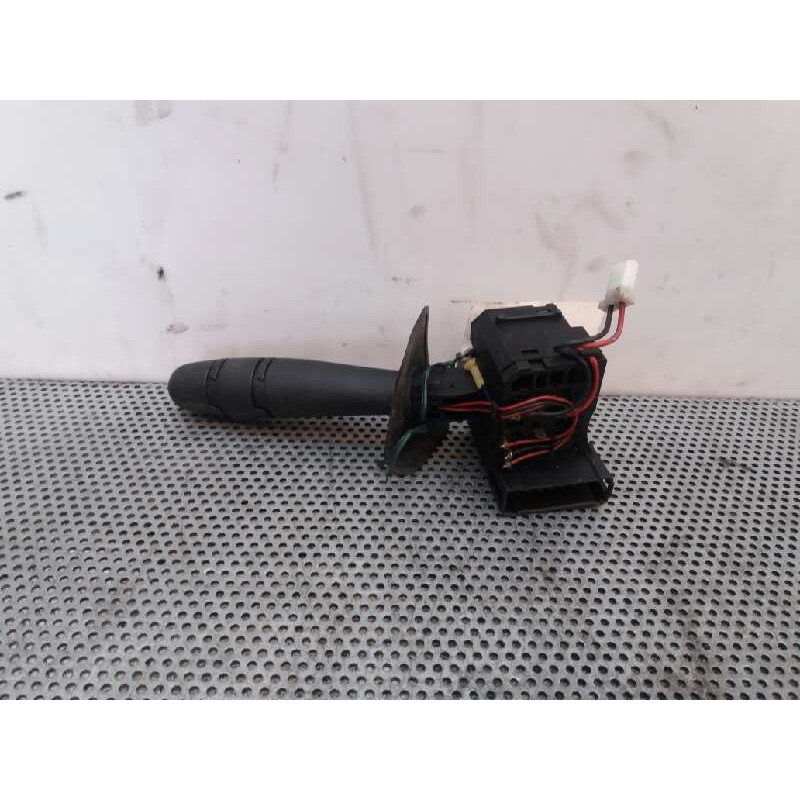 Recambio de mando limpia para renault megane i berlina hatchback (ba0) referencia OEM IAM 7700428235 2