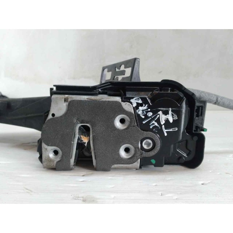 Recambio de cerradura puerta trasera izquierda para ford focus st-line referencia OEM IAM 3