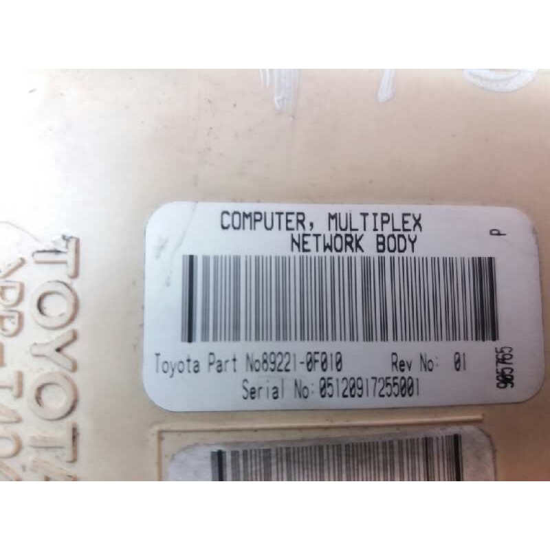 Recambio de caja reles / fusibles para toyota corolla verso (r1) 2.2 d-4d sol referencia OEM IAM 892210F010 05120917255001 3