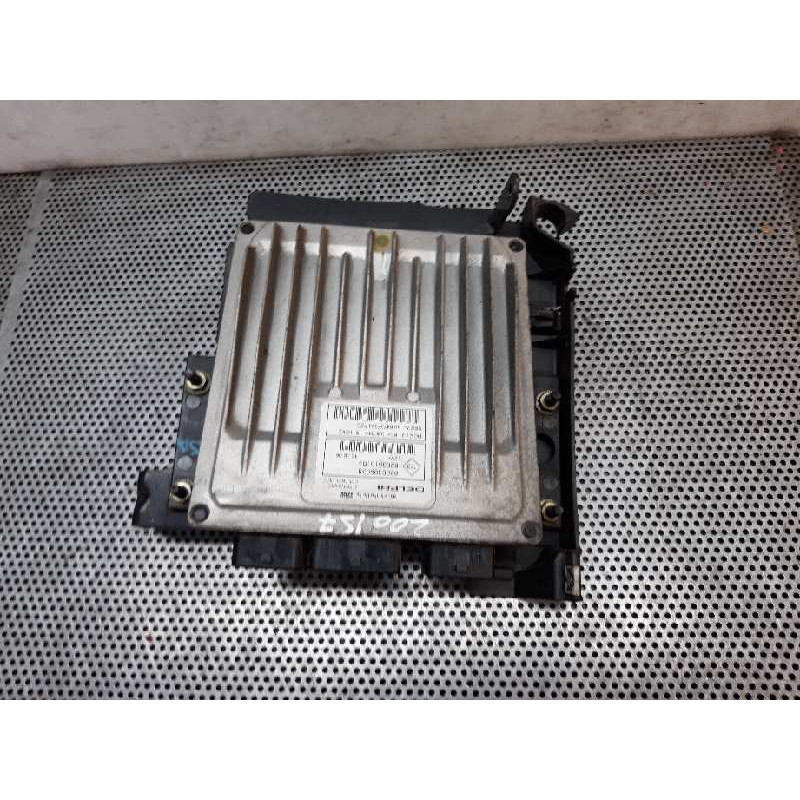 Recambio de centralita motor uce para renault megane ii berlina 5p dynamique referencia OEM IAM 8200399038 8200513163 