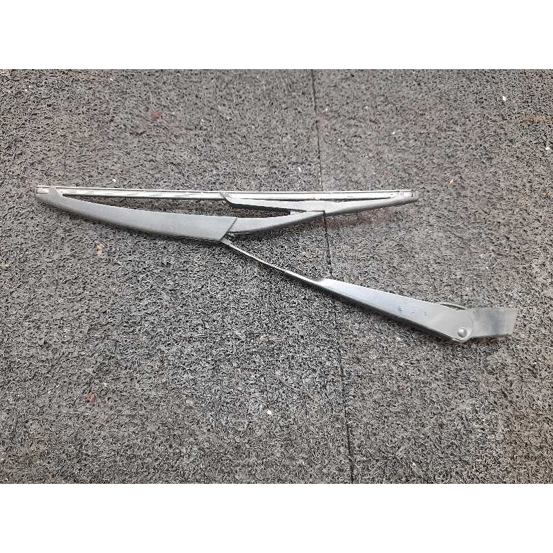 Recambio de brazo limpia trasero para ford fiesta (cbk) newport referencia OEM IAM   
