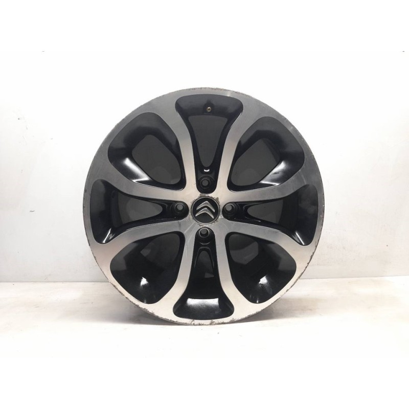 Recambio de llanta para citroën c3 picasso exclusive referencia OEM IAM 9682387680  