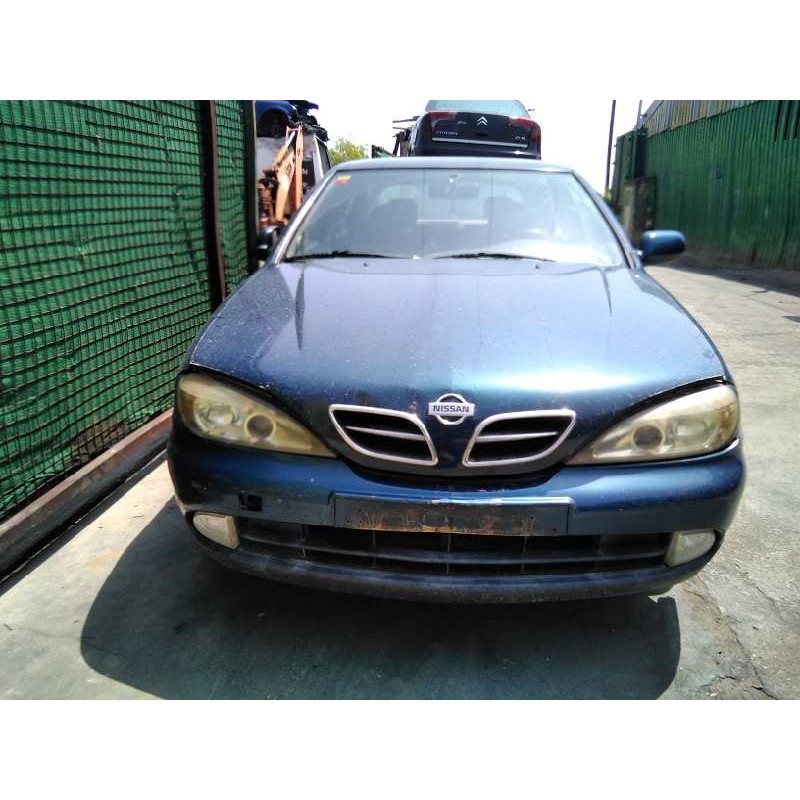 nissan primera berlina (p11) del año 2000