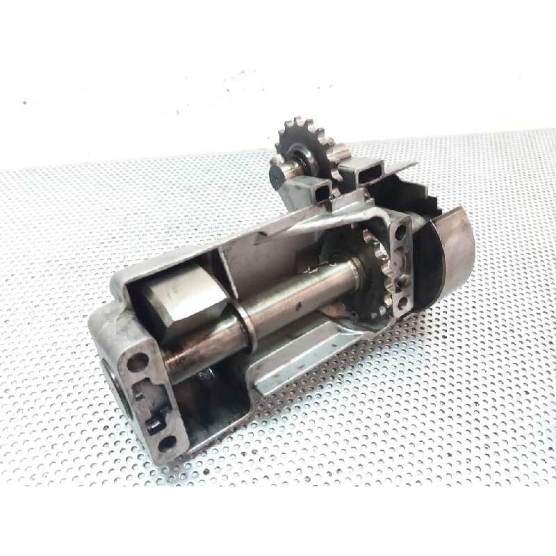 Recambio de bomba aceite para volkswagen passat variant (3b6) v6 tdi comfortline family referencia OEM IAM - Gris 3