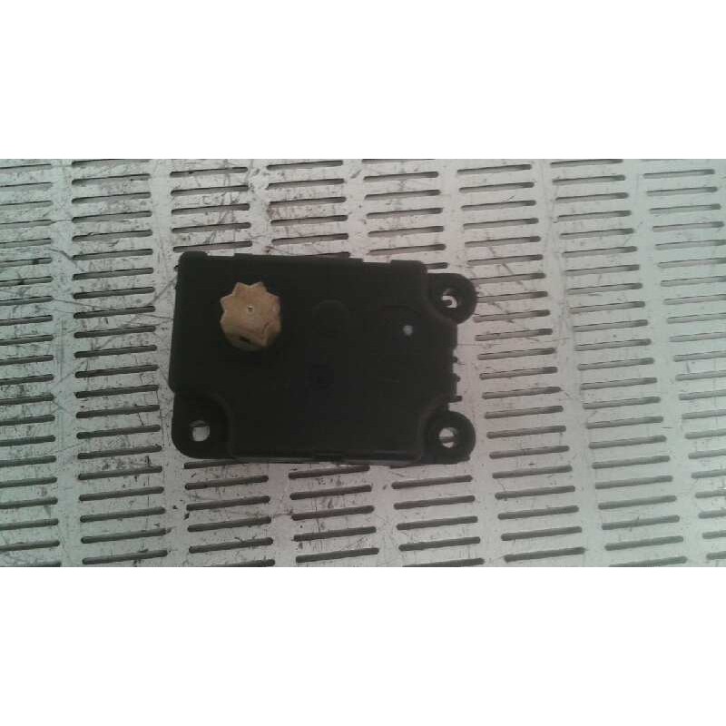 Recambio de motor apertura trampillas climatizador para renault grand scenic 1.5 dci referencia OEM IAM BUHLER  