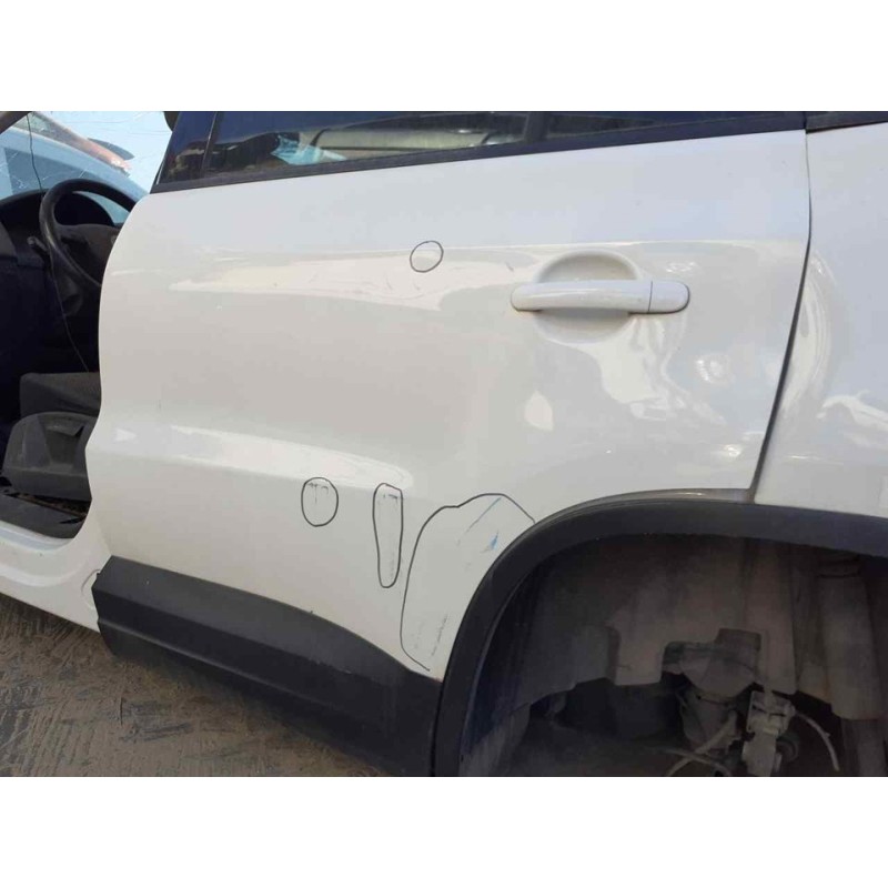 Recambio de puerta trasera izquierda para volkswagen tiguan (5n1) advance referencia OEM IAM - Blanco 2