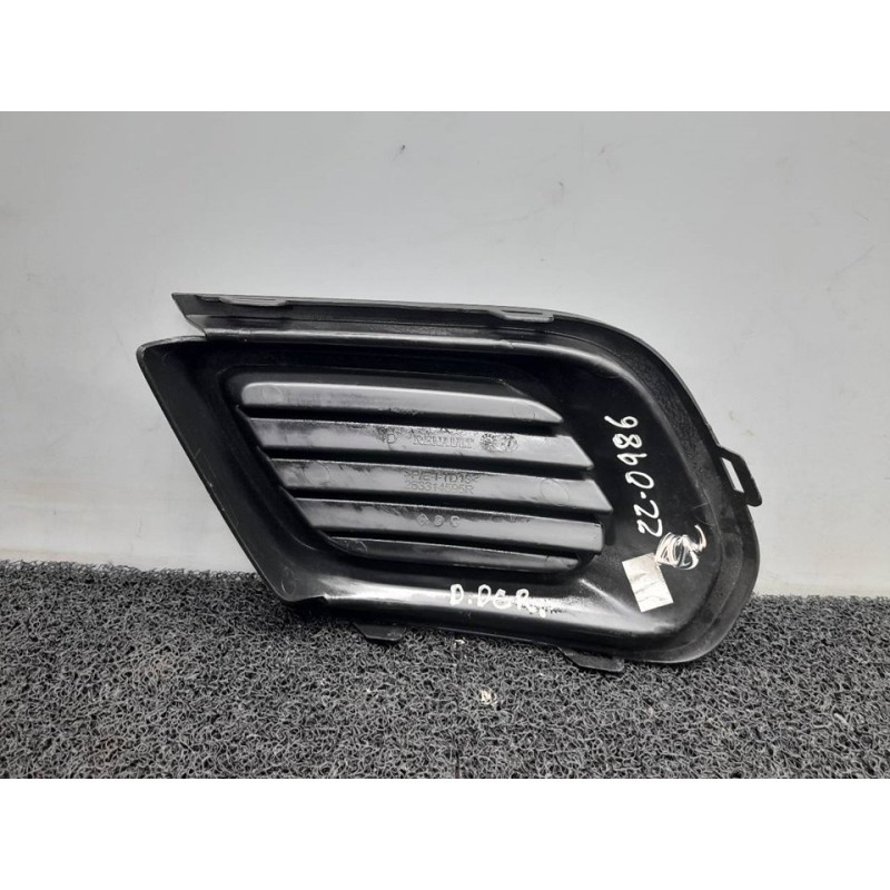 Recambio de rejilla paragolpes derecha para dacia sandero laureate referencia OEM IAM 263314595R - Blanco 2