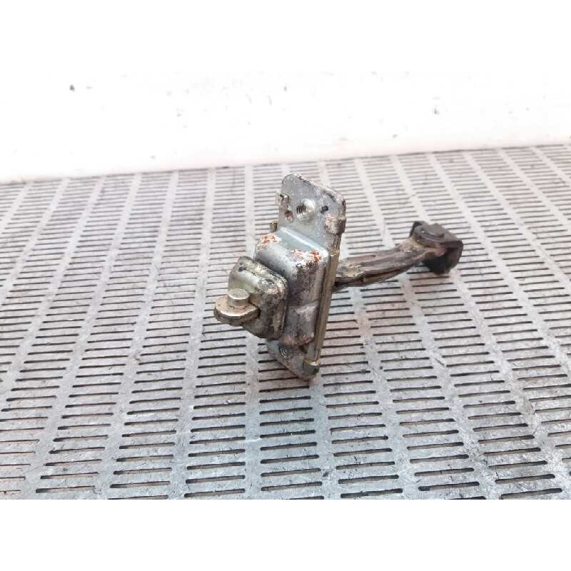 Recambio de retenedor puerta delantera izquierda para kia shuma 1.5 referencia OEM IAM - Blanco 2