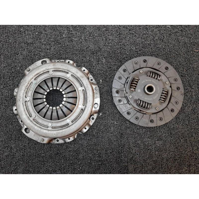 Recambio de kit embrague para opel corsa d enjoy referencia OEM IAM 55559472 121878001921 GM