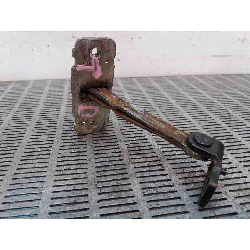 Recambio de retenedor puerta trasera derecha para kia shuma 1.5 referencia OEM IAM   