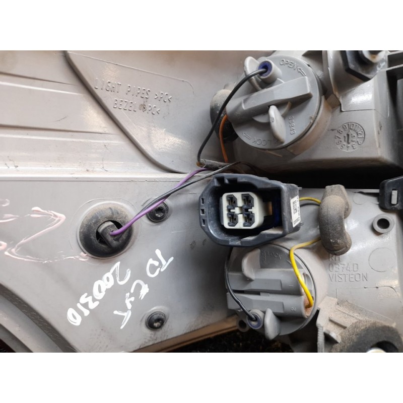 Recambio de piloto trasero derecho para ford focus turn. (cb8) trend referencia OEM IAM - Negro 4