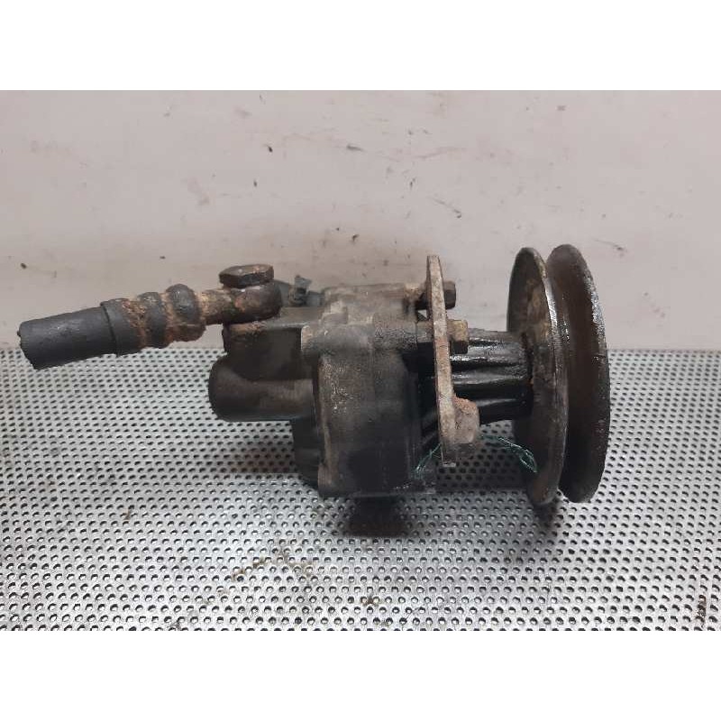 Recambio de bomba direccion para nissan trade 100 referencia OEM IAM 7681955283 129990 ZF 2