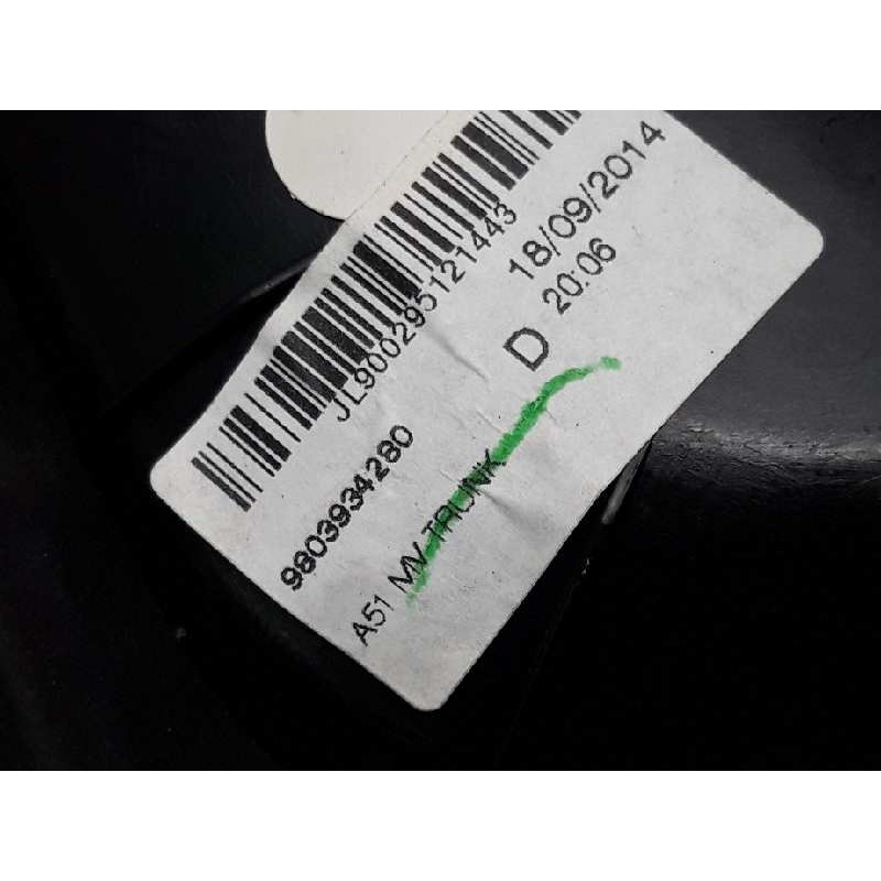 Recambio de piloto trasero derecho interior para citroën c3 attraction referencia OEM IAM 9803934280 - Blanco 2