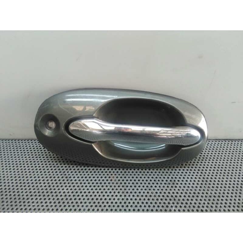 Recambio de maneta exterior delantera izquierda para kia carnival ii 2.9 crdi cat referencia OEM IAM   