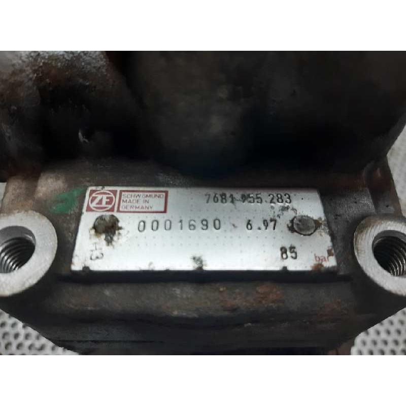 Recambio de bomba direccion para nissan trade 100 referencia OEM IAM 7681955283 129990 ZF 6