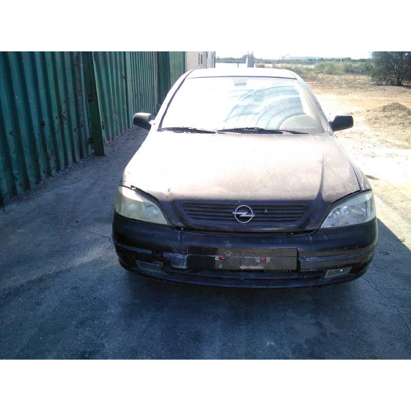opel astra g berlina del año 2002