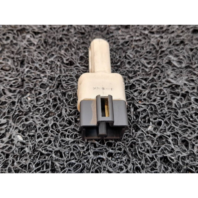 Recambio de sensor freno para peugeot 1007 sport referencia OEM IAM 2691  