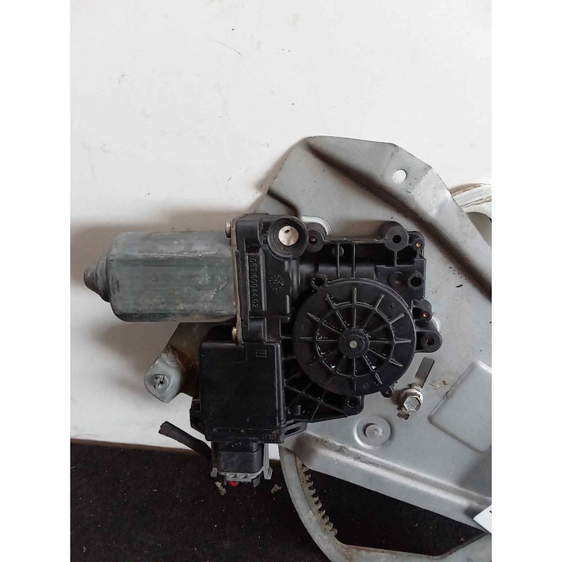 Recambio de elevalunas delantero derecho para opel omega b 2.0 16v cat (x 20 xev / l34) referencia OEM IAM 193797300 103153 3