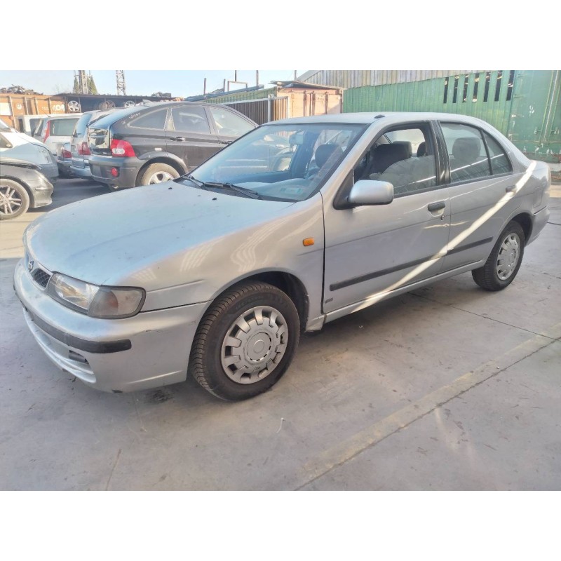 nissan almera (n15) del año 1999