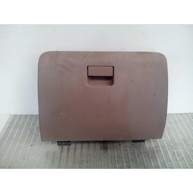 Recambio de guantera para kia carnival 2.9 turbodiesel cat referencia OEM IAM   