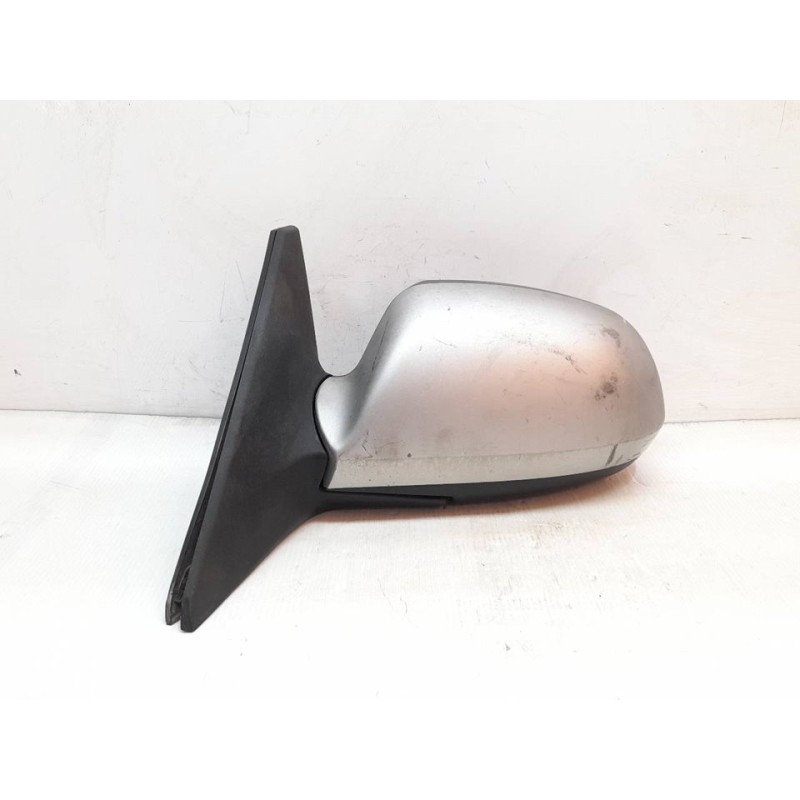 Recambio de retrovisor izquierdo para kia shuma ii 1.6 ls berlina portón referencia OEM IAM 4