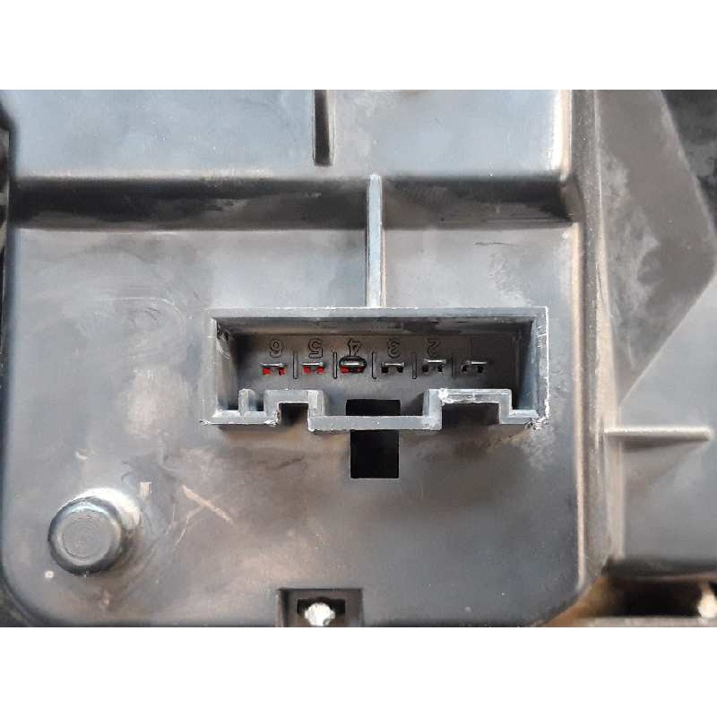 Recambio de piloto trasero derecho para mg serie 75 (rj) 2.0 cdti classic referencia OEM IAM - Gris 3
