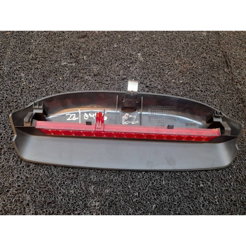 Recambio de luz central de freno para skoda fabia (5j2 ) ambition referencia OEM IAM 6J6945097  