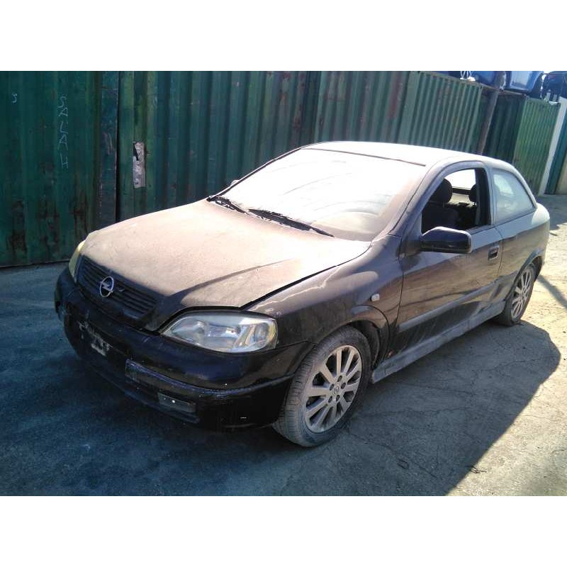 opel astra g berlina del año 2002