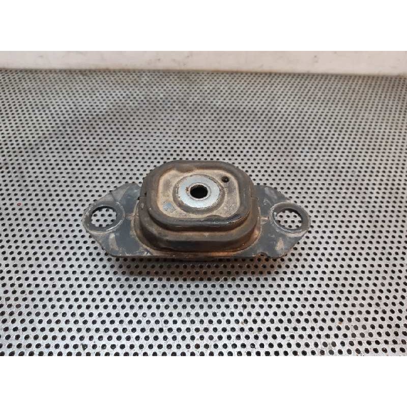 Recambio de soporte cambio para nissan note (e11e) acenta referencia OEM IAM 8200352861  