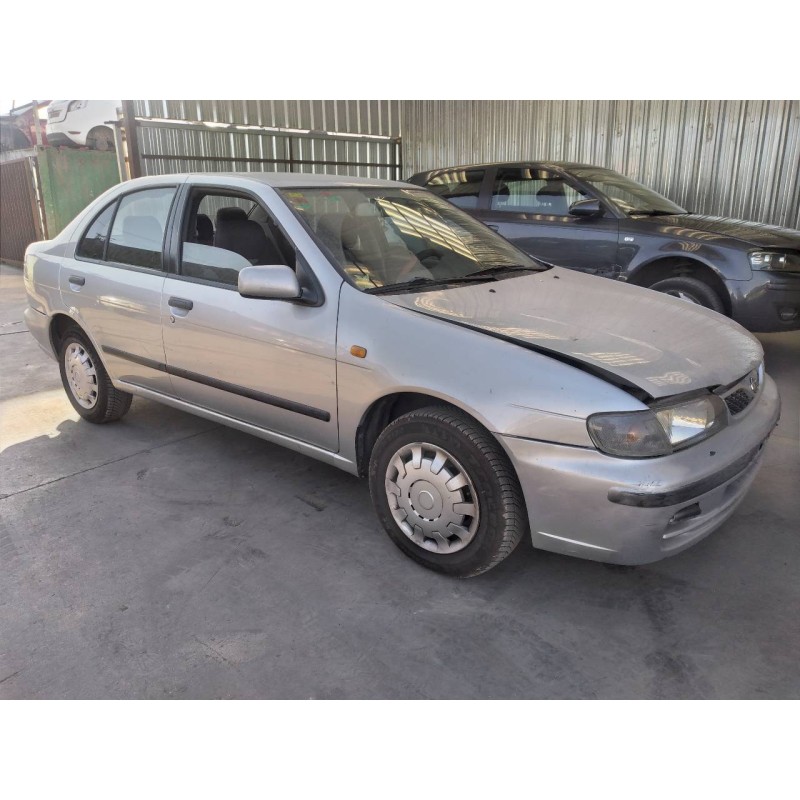 nissan almera (n15) del año 1999