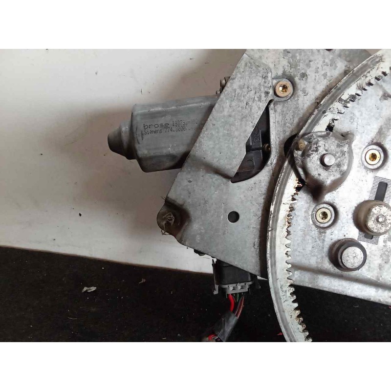Recambio de elevalunas delantero izquierdo para opel omega b 2.5 turbodiesel (x 25 td / u 25 td / l93) referencia OEM IAM 193396 5