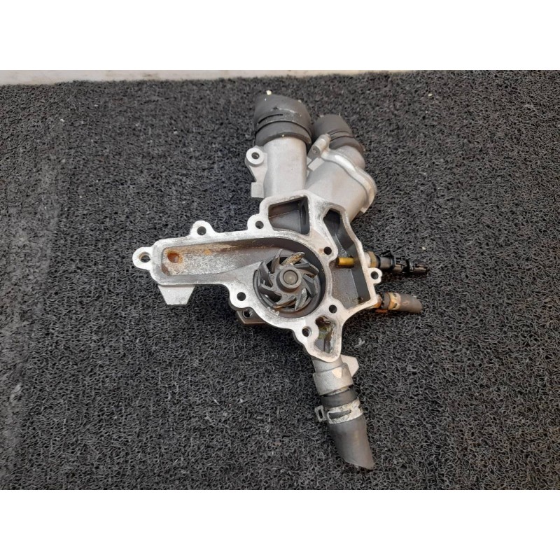 Recambio de bomba agua para opel corsa d enjoy referencia OEM IAM - Rojo 2