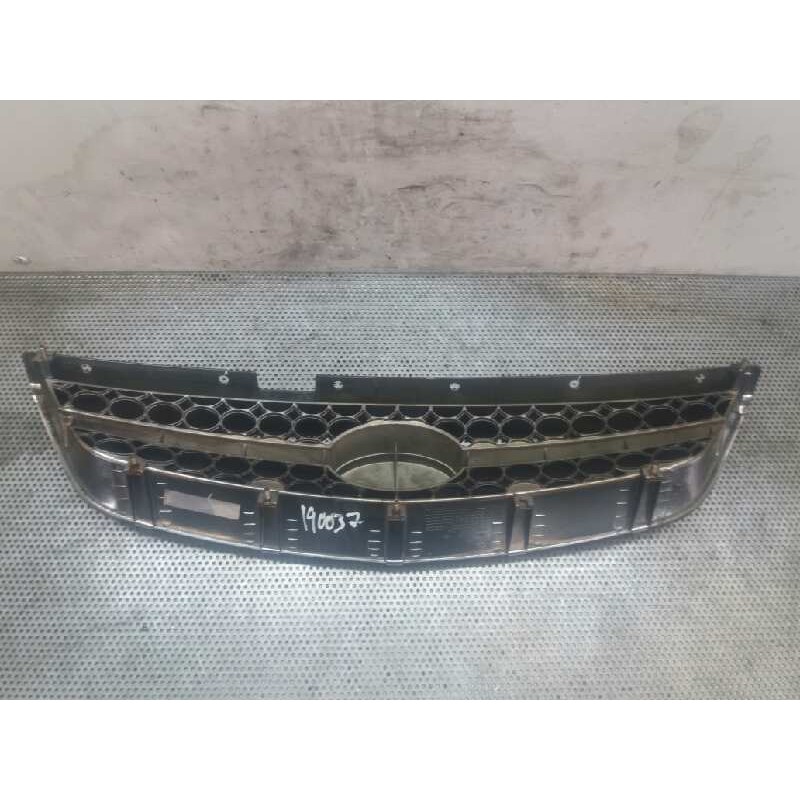 Recambio de rejilla delantera para kia shuma ii 1.6 ls berlina portón referencia OEM IAM 2