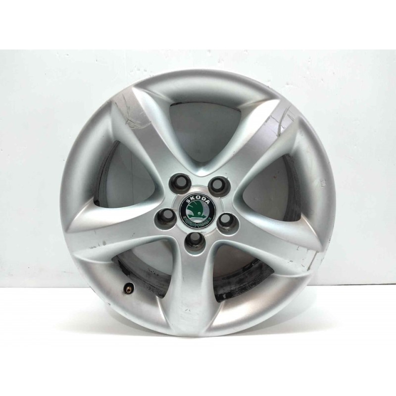 Recambio de llanta para skoda fabia combi (5j5) style referencia OEM IAM 5J0601025A  