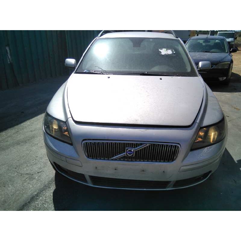 volvo v50 familiar del año 2004