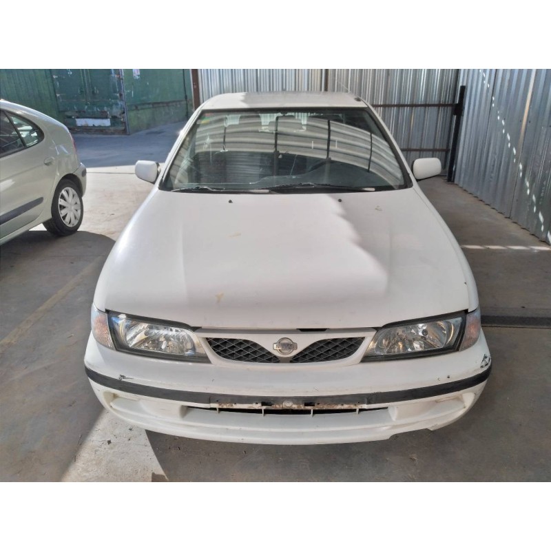 nissan almera (n15) del año 1999