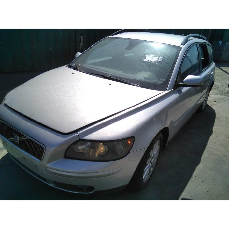 volvo v50 familiar del año 2004