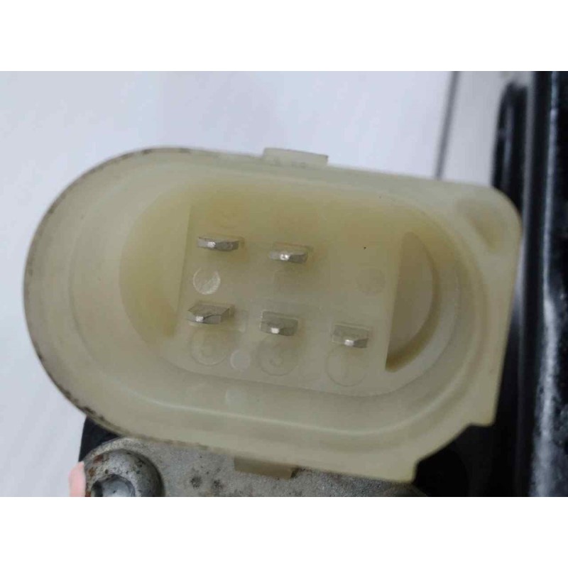 Recambio de elevalunas trasero izquierdo para bmw serie 3 lim. (f30) 316d referencia OEM IAM 7258817 M13970A00 - Rojo 2