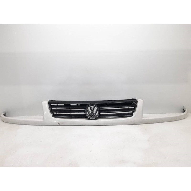 Recambio de rejilla delantera para volkswagen passat berlina (3a2) gl exclusiv referencia OEM IAM 3A0853653C  