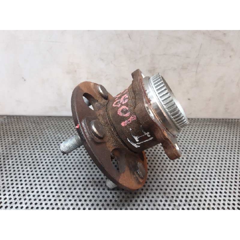 Recambio de buje para kia rio 1.2 cat referencia OEM IAM - Negro 4