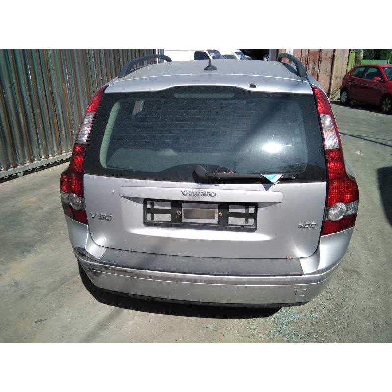 volvo v50 familiar del año 2004