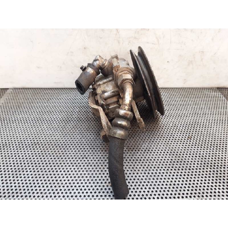 Recambio de bomba direccion para nissan cabstar e 3.0d referencia OEM IAM   ZF - Blanco 2
